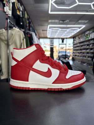 NIKE DUNK HI  “CHAMPIONSHIP RED”  (SZ 4.5Y / 6W)  USED/NO BOX