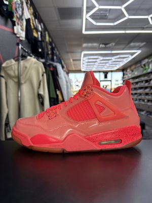 J4 “HOT PUNCH”  (SZ 8.5M / 10W)  USED/NO BOX
