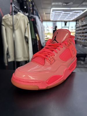 J4 “HOT PUNCH”  (SZ 8.5M / 10W)  USED/NO BOX