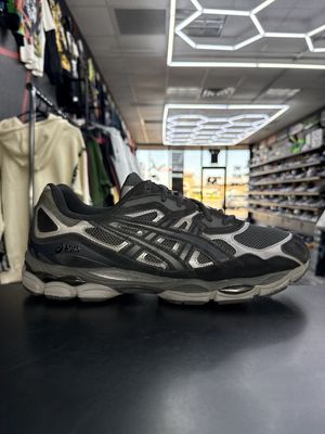 ASICS GEL-NYC  “GRAPHITE”  (SZ 13)  USED/NO BOX