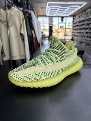 YZY 350 V2  “YEEZREEL”  (SZ 6.5M / 8W)  USED/NO BOX