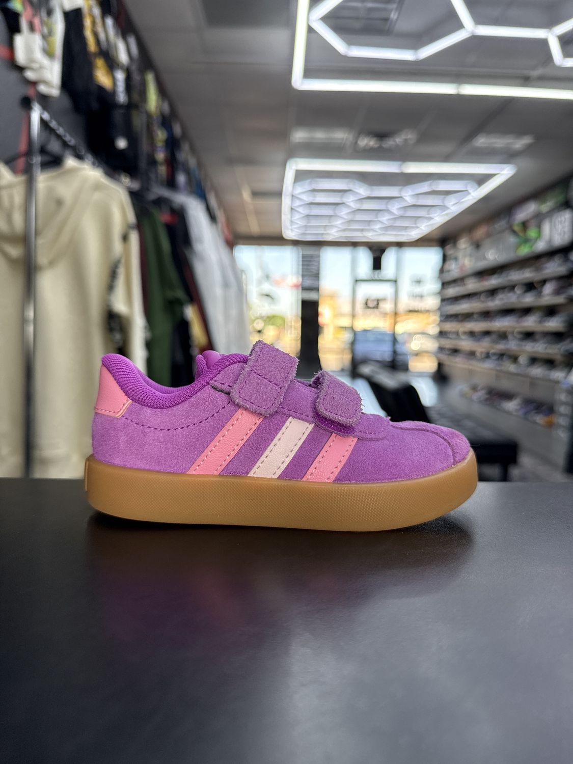 ADIDAS “PINK”  (SZ 8k)  USED/NO BOX