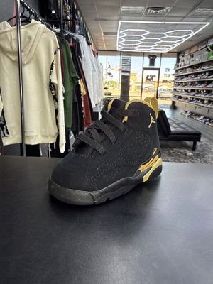 JORDAN MVP  “GOLD/BLK”  (SZ 4c)  NEW/NO BOX
