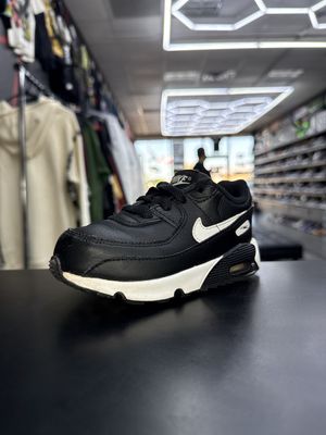 NIKE AIR MAX “BLK/WHT”  (SZ 8c)  USED/NO BOX