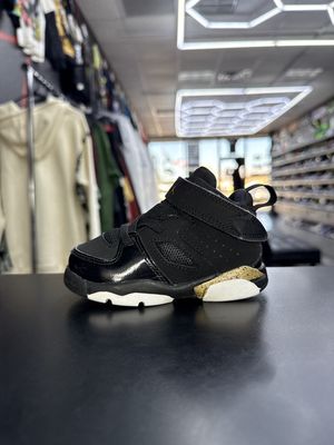 JORDANS “GOLD/BLK”  (SZ 5c)  USED/NO BOX