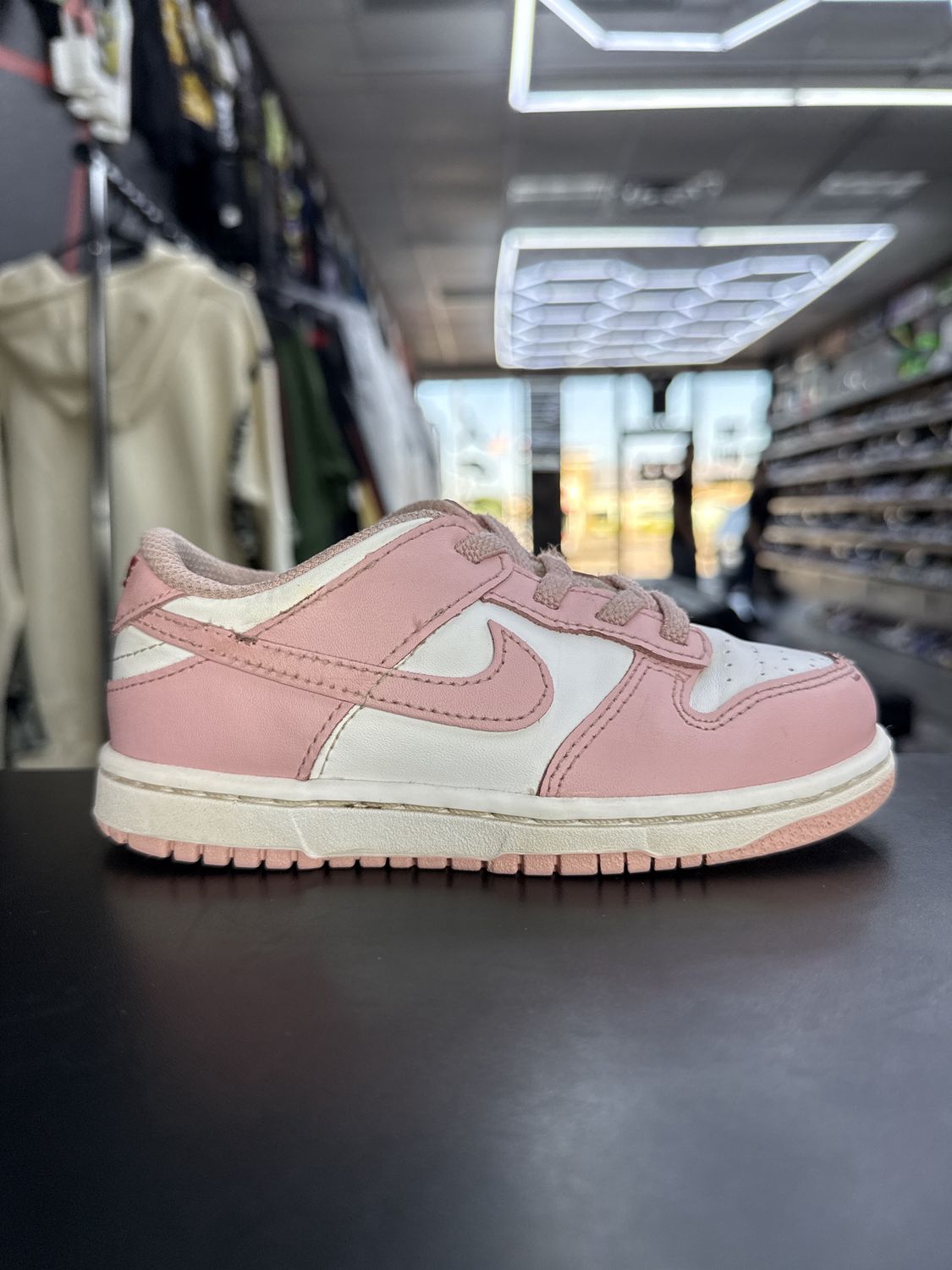 NIKE DUNK  “PINK”  (SZ 10c)  USED/NO BOX