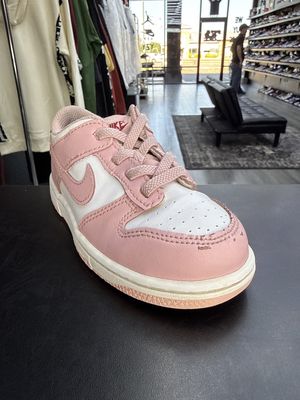 NIKE DUNK  “PINK”  (SZ 10c)  USED/NO BOX