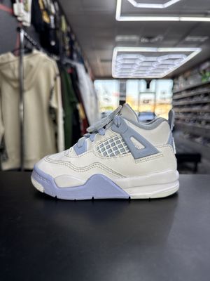 J4 “LOVE ME NOT”  (SZ 7c)  USED/OG BOX