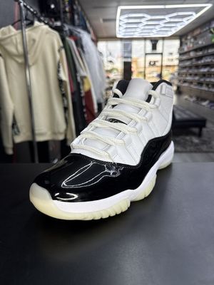 J11 “GRATITUDE”  (SZ 7.5M / 9W)  USED/OG BOX