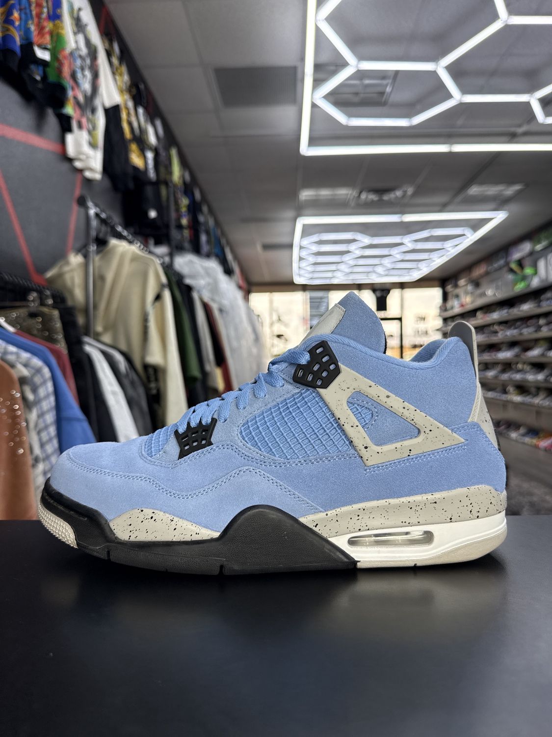 J4 “UNC”   (SZ 10.5)  USED/OG ALL