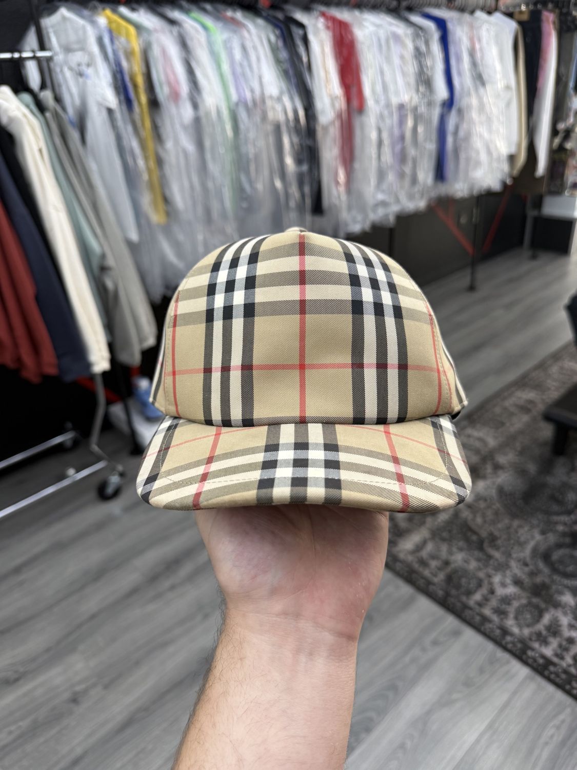 BURBERRY CAP “BEIGE”  (XL)  PRE-OWNED