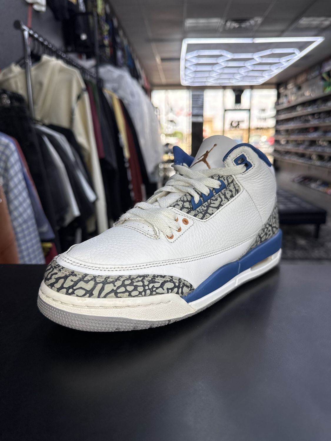 J3 “TRUE BLUE”  (SZ 7Y / 8.5W)  USED/OG BOX