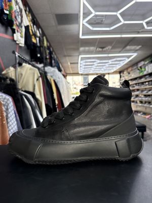 VALABASAS VIDION “BLK”  (SZ 10)  USED/OG ALL