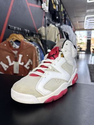 J6 “HARE”  (SZ 9)  USED/OG BOX