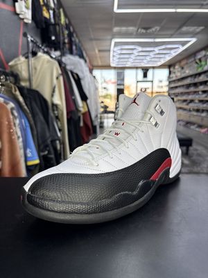 J12 “TAXI FLIP”  (SZ 11)  USED/OG BOX