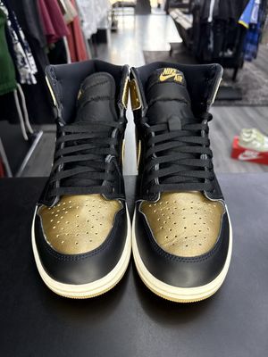 J1 “BLK METALLIC GOLD”  (SZ 11)  USED/OG BOX