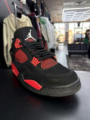 J4 “RED THUNDER”  (SZ 12)  USED/OG BOX