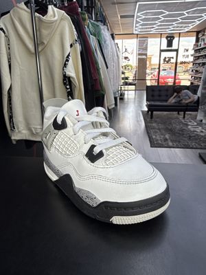 J4 “WHT CEMENT”  (SZ 9c)  USED/NO BOX