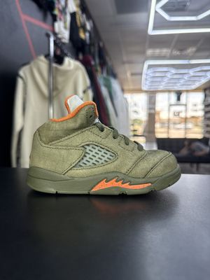 J5 “OLIVE”  (SZ 8c)  USED/NO BOX