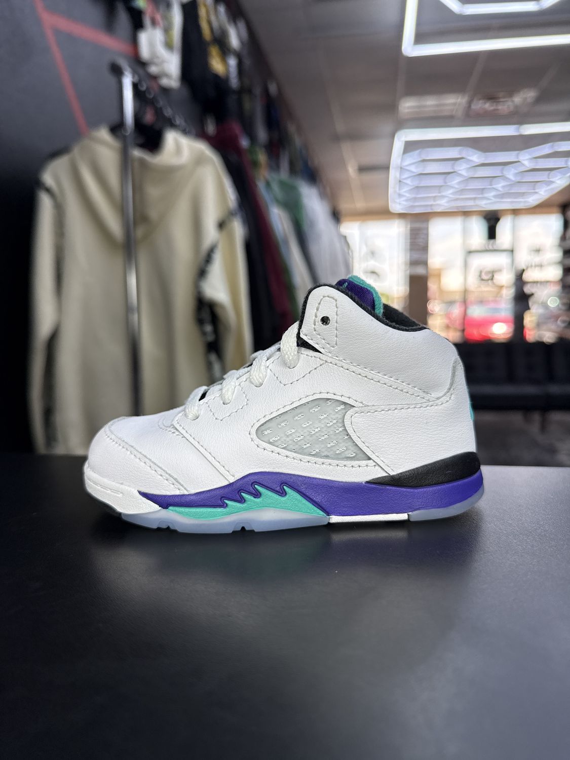 J5  “GRAPE”  (SZ 7c)  USED/NO BOX
