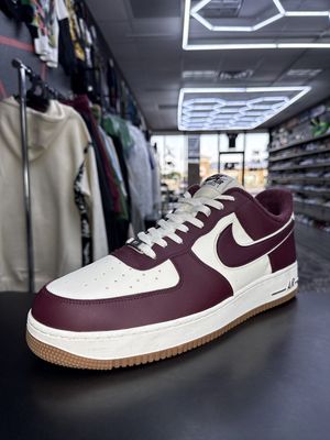 NIKE AF1 “COLLEGE PACK MAROON”  (SZ 15)  USED/NO BOX