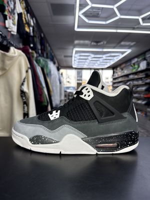 J4  “FEAR”  (SZ 7Y / 8.5W)  WORN 1x/NO BOX