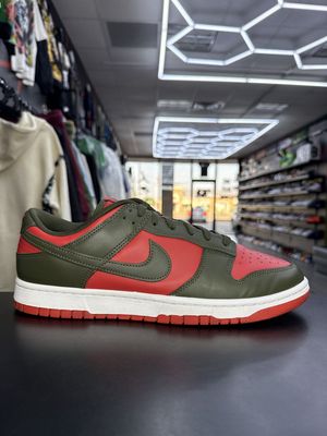NIKE DUNK “RED CARGO”  (SZ 11.5)  USED/NO BOX