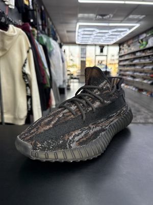 YZY 350 V2  “MX ROCK”  (SZ 10)  WORN 1x/NO BOX