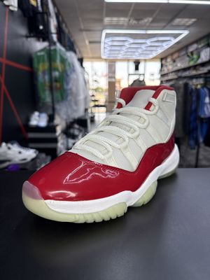 J11 “CHERRY”  (SZ 9.5)  USED/OG BOX