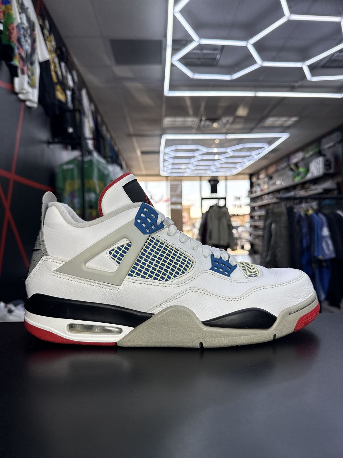 J4 “WHAT THE”  (SZ 12)  USED/OG BOX