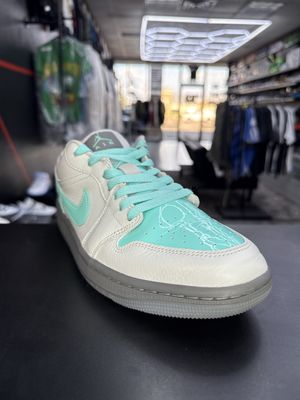 J1 LOW “POLARIOD”  (SZ 8M / 9.5W)  USED/OG BOX