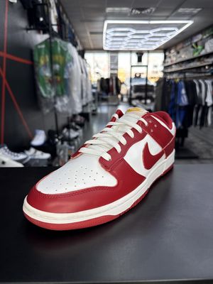 NIKE DUNK “USC”  (SZ 12)  USED/OG BOX