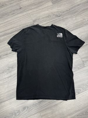 SUPREME TEE “BLK/NORTHFACE”  (X-LARGE)  USED