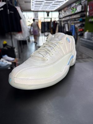 J11 “EASTER”  (SZ 11.5)  USED/OG BOX