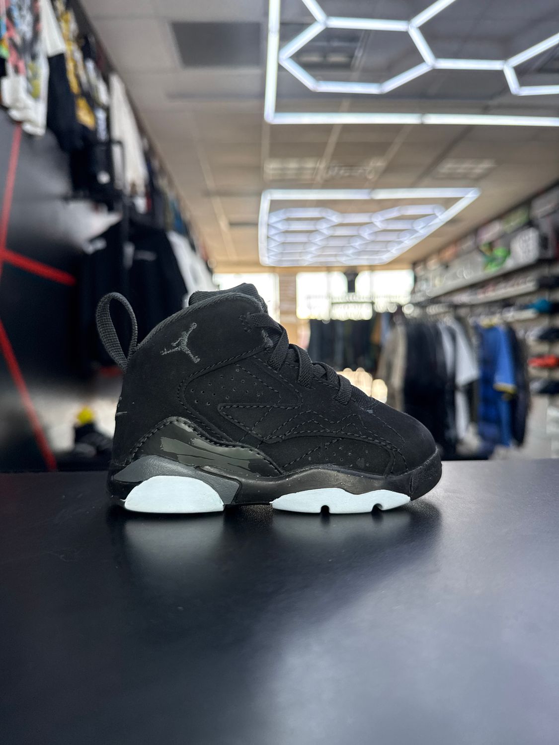 JORDAN MVP “BLK”  (SZ 5c)  USED/OG BOX