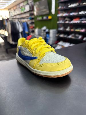J1 LOW x TRAVIS SCOTT  “CANARY”  (SZ 9c)  USED/NO BOX