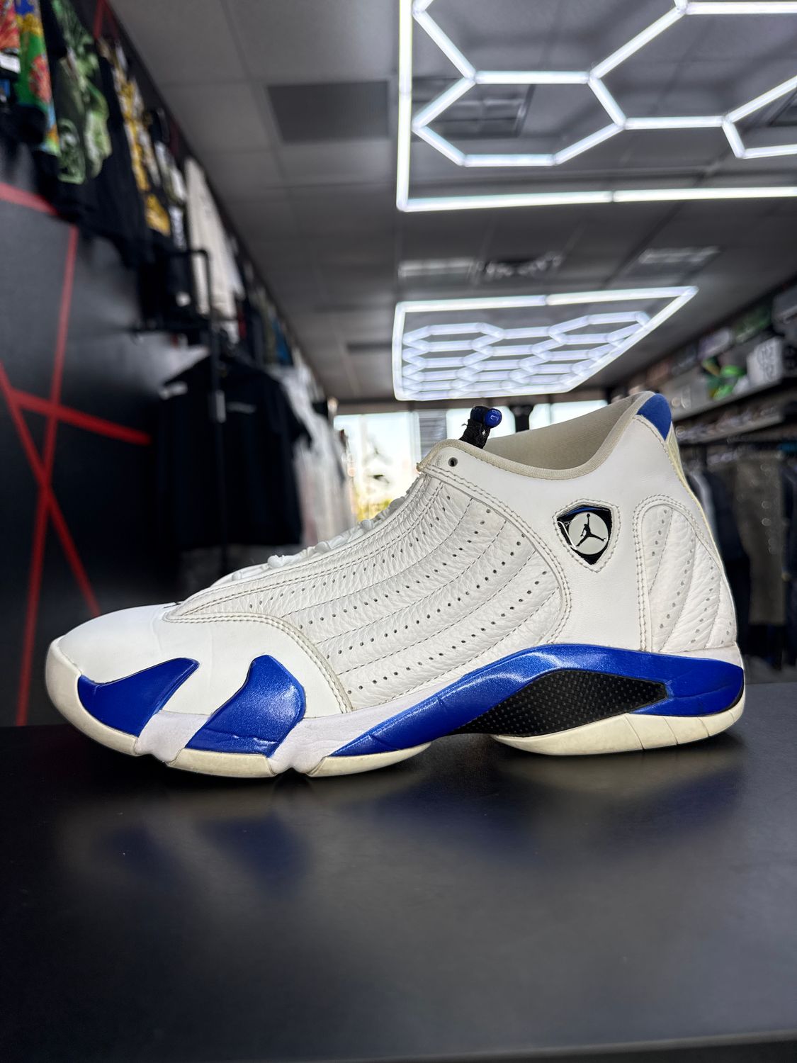 J14 “HYPER ROYAL”  (SZ 10.5)  USED/OG BOX