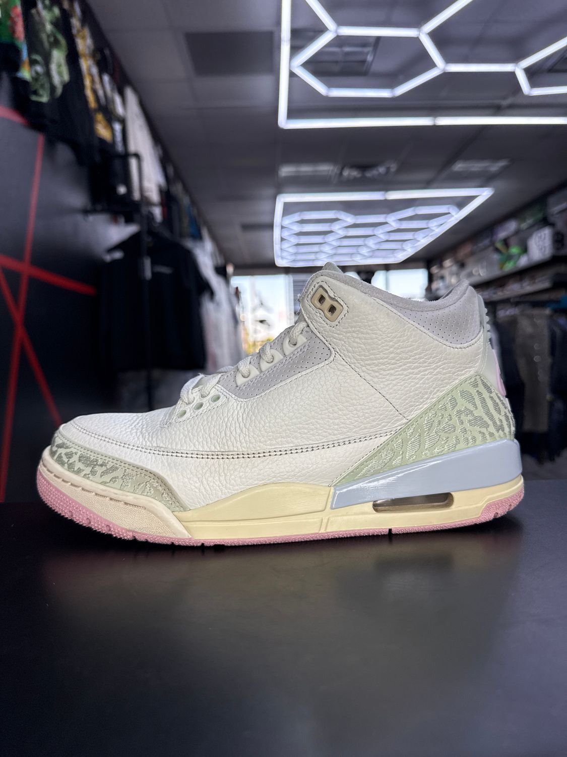 J3 “SPRING IS IN THE AIR”  (SZ 8.5)  USED/OG ALL