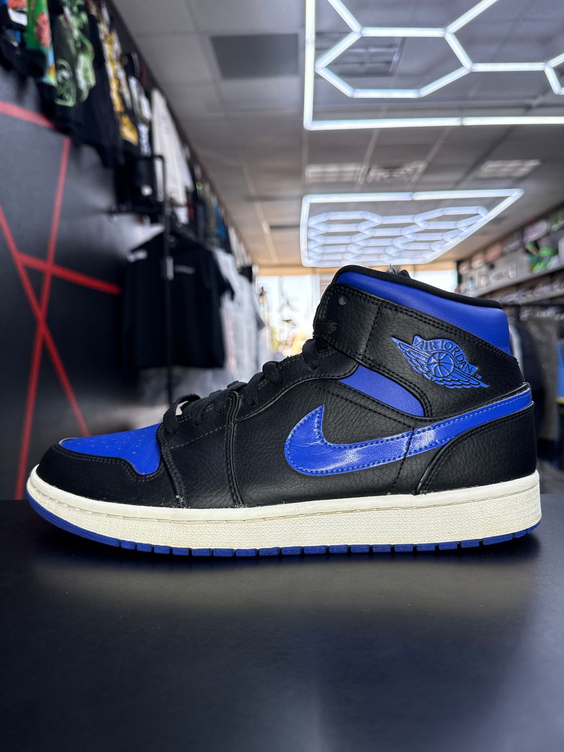 J1 MID “ROYAL”  (SZ 10.5)  USED/NO BOX