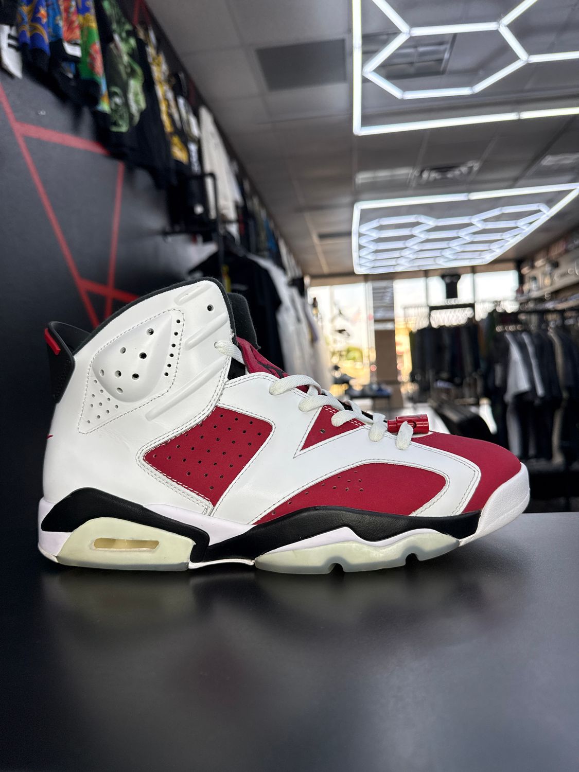 J6 “CARMINE”  (SZ 11)  USED/OG ALL