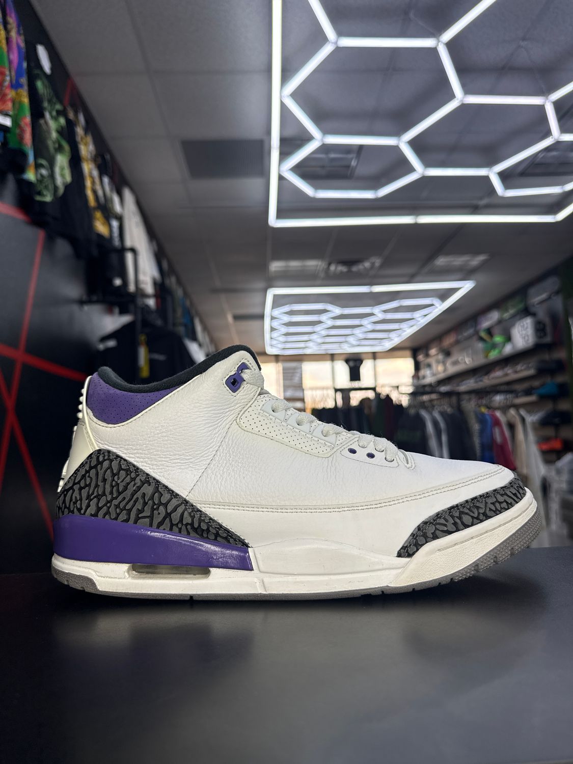 J3 “DARK IRIS”  (SZ 11.5)  USED/OG BOX