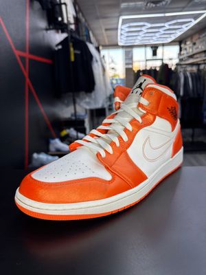 J1 MID “METALLIC ORANGE”  (SZ 13)  USED/OG BOX
