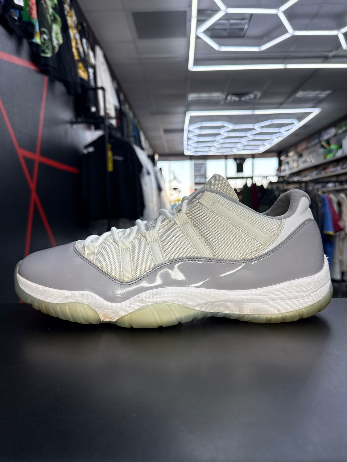 J11 “CEMENT GREY”  (SZ 14)  USED/OG BOX