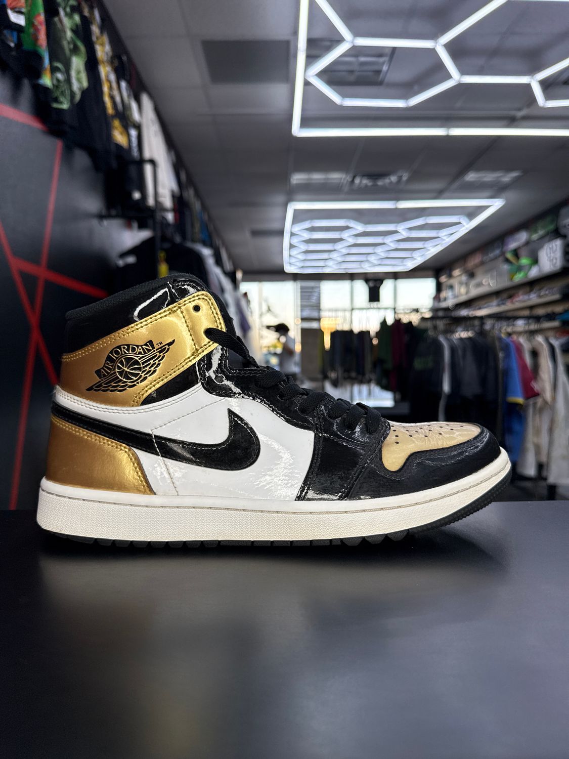 J1 GOLF “METALLIC GOLD”  (SZ 10.5)  USED/NO BOX