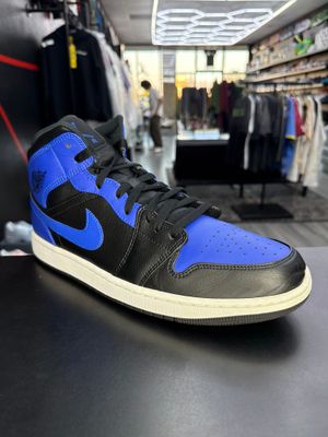 J1 MID “HYPER ROYAL”  (SZ 13)  USED/NO BOX
