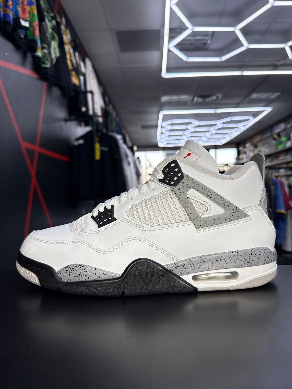 J4 “WHT CEMENT”  (SZ 11.5)  USED/NO BOX