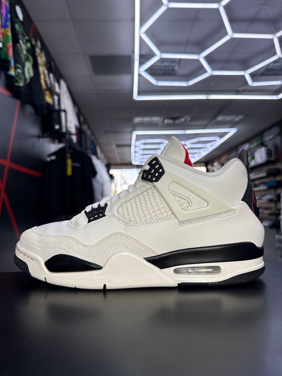 J4 “FLIGHT CLUB”  (SZ 11)  USED/OG ALL