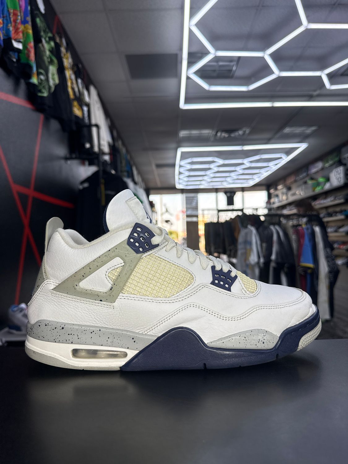 J4 “MIDNIGHT MAVY”  (SZ 12)  USED/NO BOX