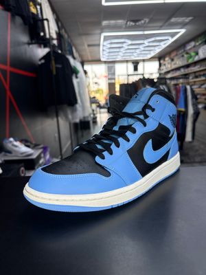 J1 MID “UNIVERSITY BLUE/BLK”  (SZ 10)  USED/NO BOX