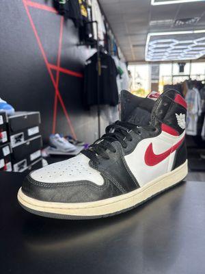 J1 “BLK GYM RED”  (SZ 12)  USED/NO BOX